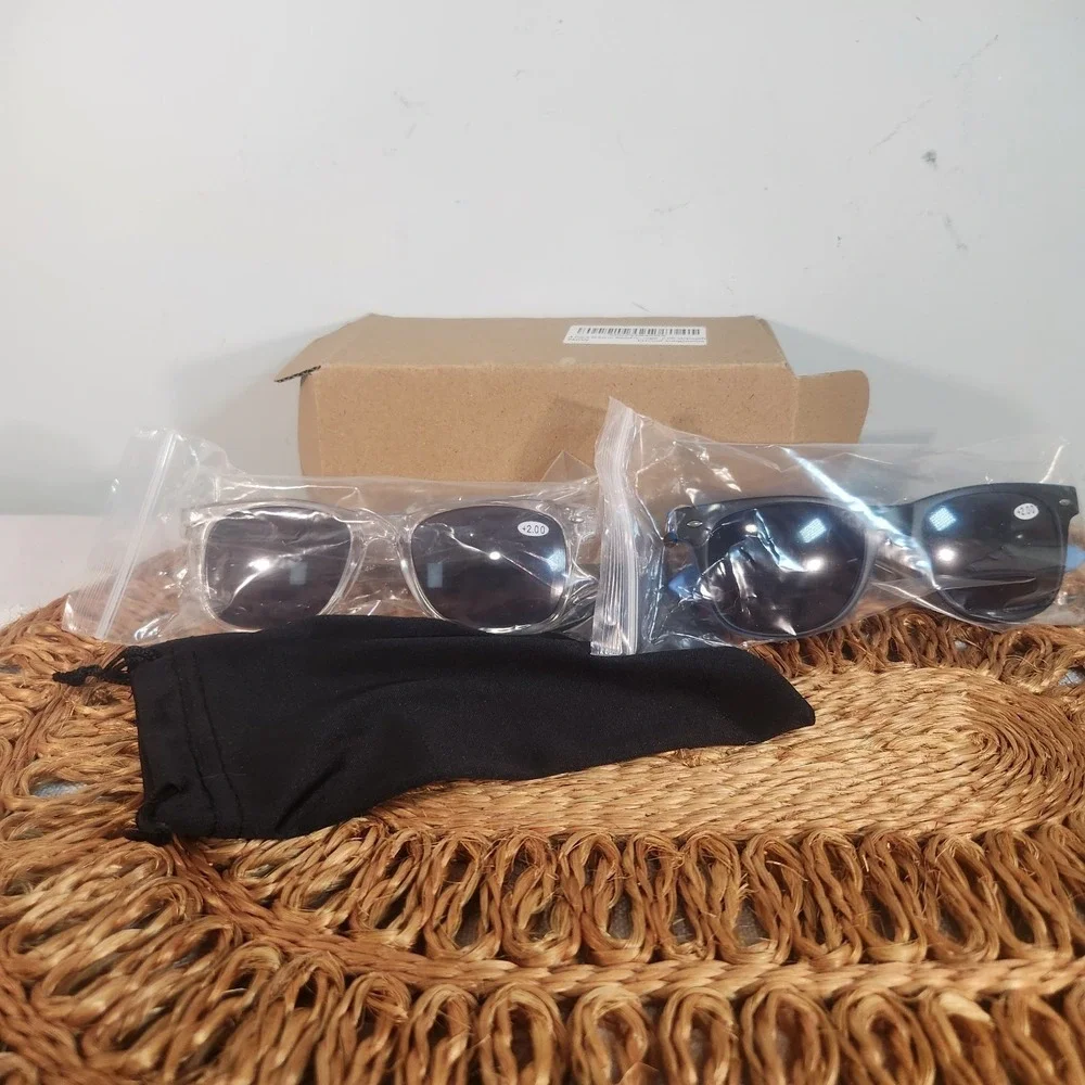 Lot Of 2 Reading Sunglasses Strength 2.0